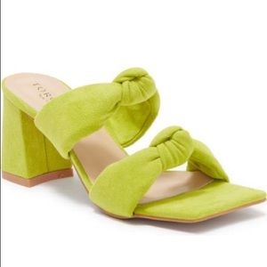 Torgeis Brand New Flamingo Green Heel